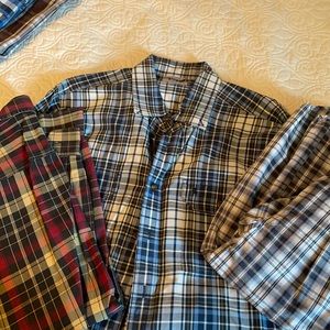 Set of 3 Carhartt Men’s work shirts.